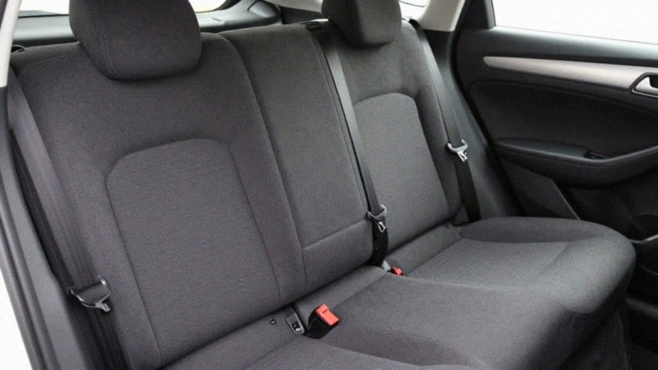 Gdzie w Yaris I znajdują się uchwyty ISOFIX?