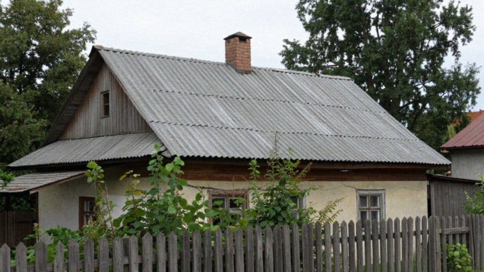 Do czego stosowano azbest w budownictwie?