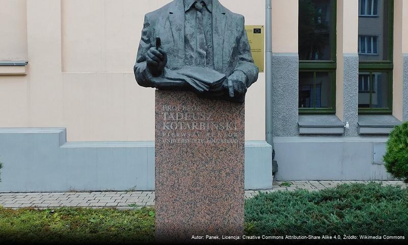 Pomnik prof. Tadeusza Kotarbińskiego